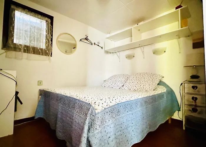 Global Immo 5060 Casa Petite רוזס